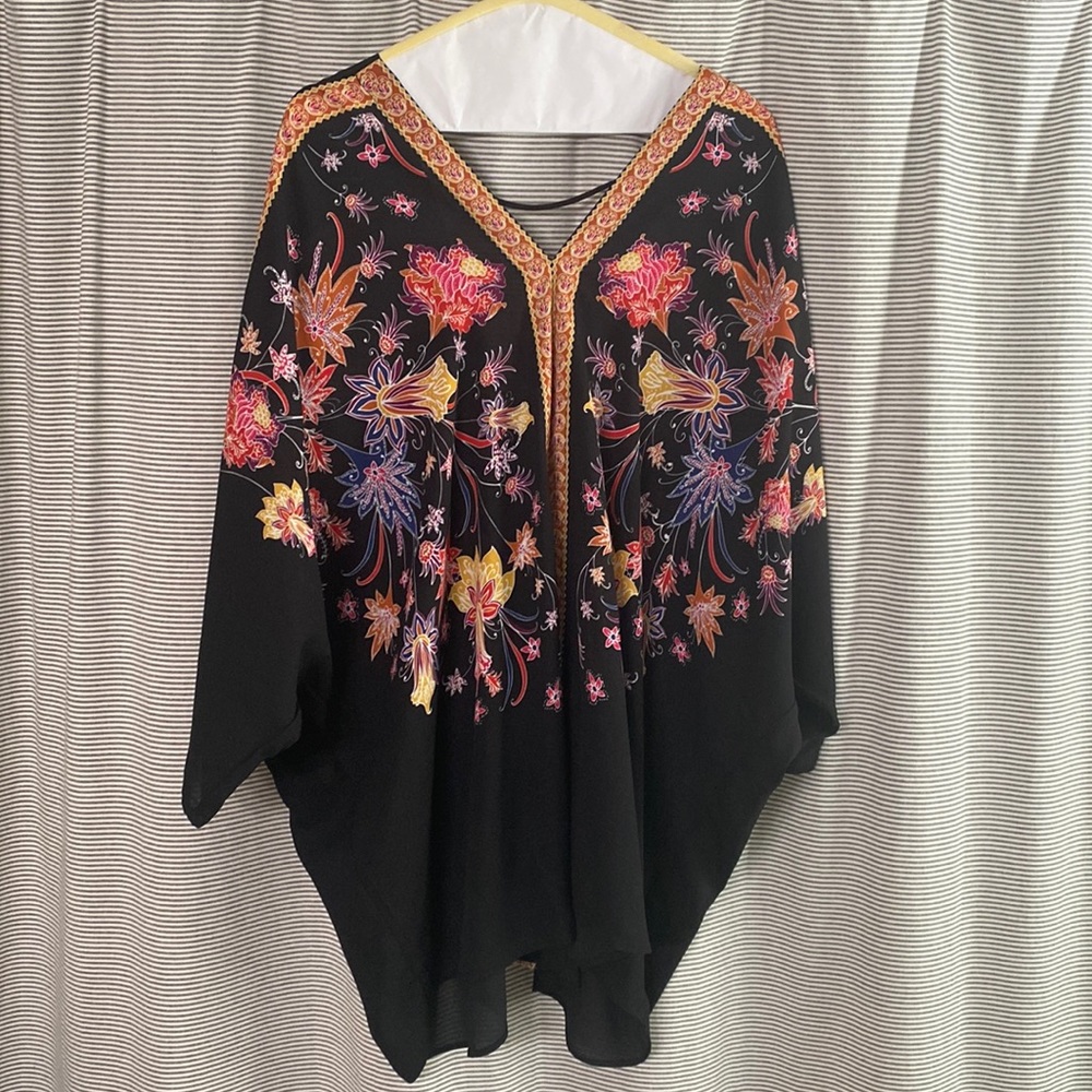 Super classy like new.  V neck 2x